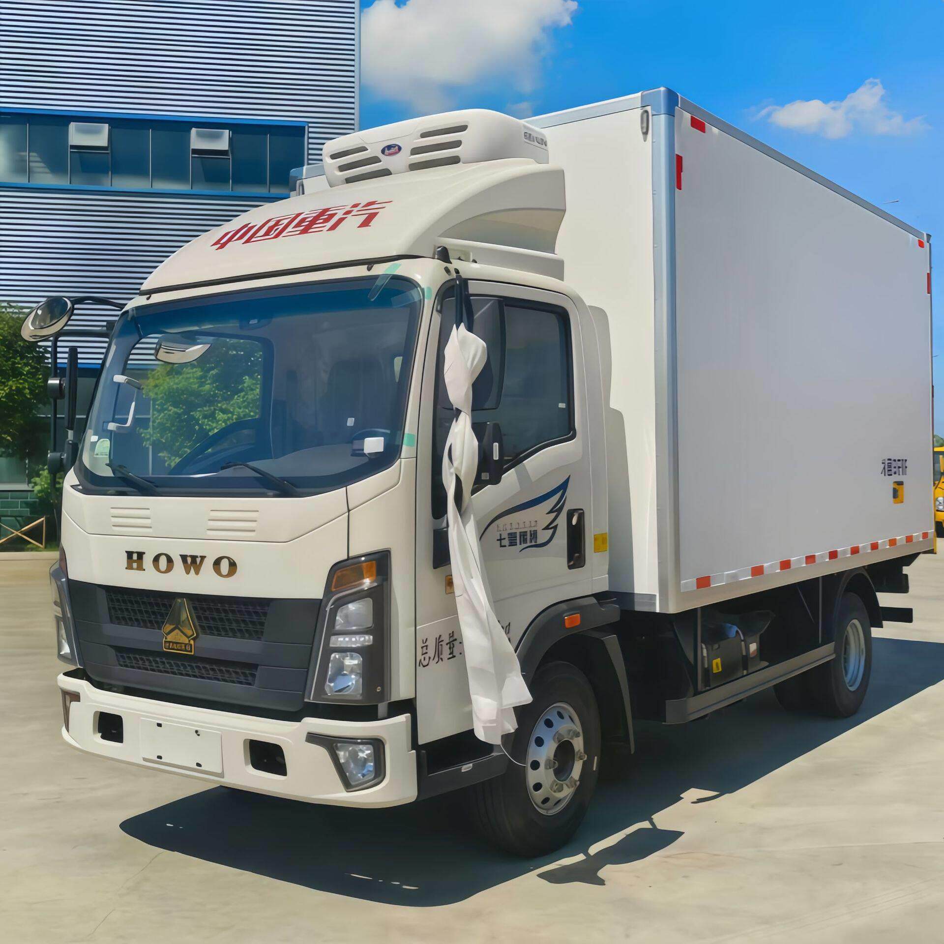 重汽豪沃冷藏车 保温车 4.2米冷藏车 小型冷藏车  蓝牌冷冻冷藏车