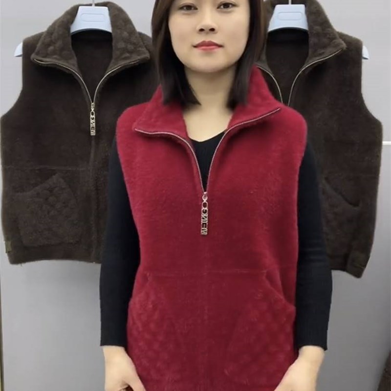 极速春季新款暗格金貂绒马甲洋气宽松中老年妈妈女装马.夹通勤拉