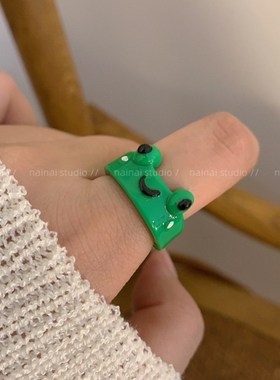 极速青蛙戒指~可爱卡通孤寡青蛙食指戒iIns小众设计感饰品盒礼物