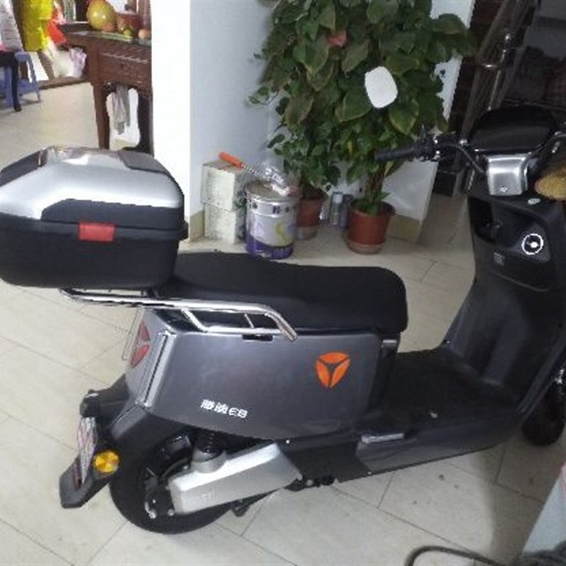 极速适用雅迪冠i能电动车E8货架电瓶车e8尾架后衣外卖支架尾箱后