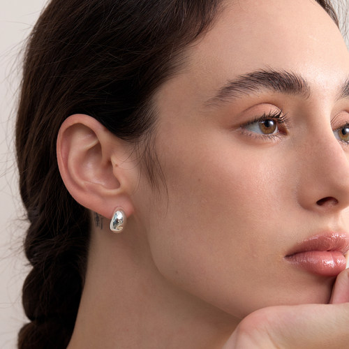 YETYIT也缇经典纯银豆豆质感耳环