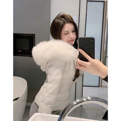 大毛领白色羽绒棉服女冬