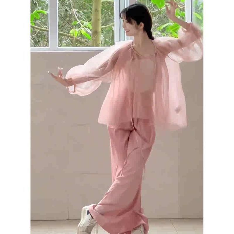 开春穿搭一整套独特漂亮