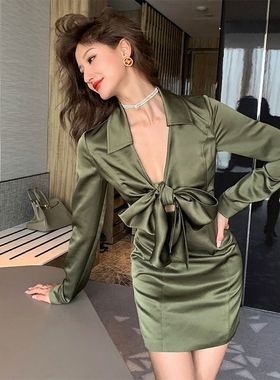 怦然心动 闪闪绿色v领蝴蝶结衬衫裙收腰包臀连衣裙女2025春季