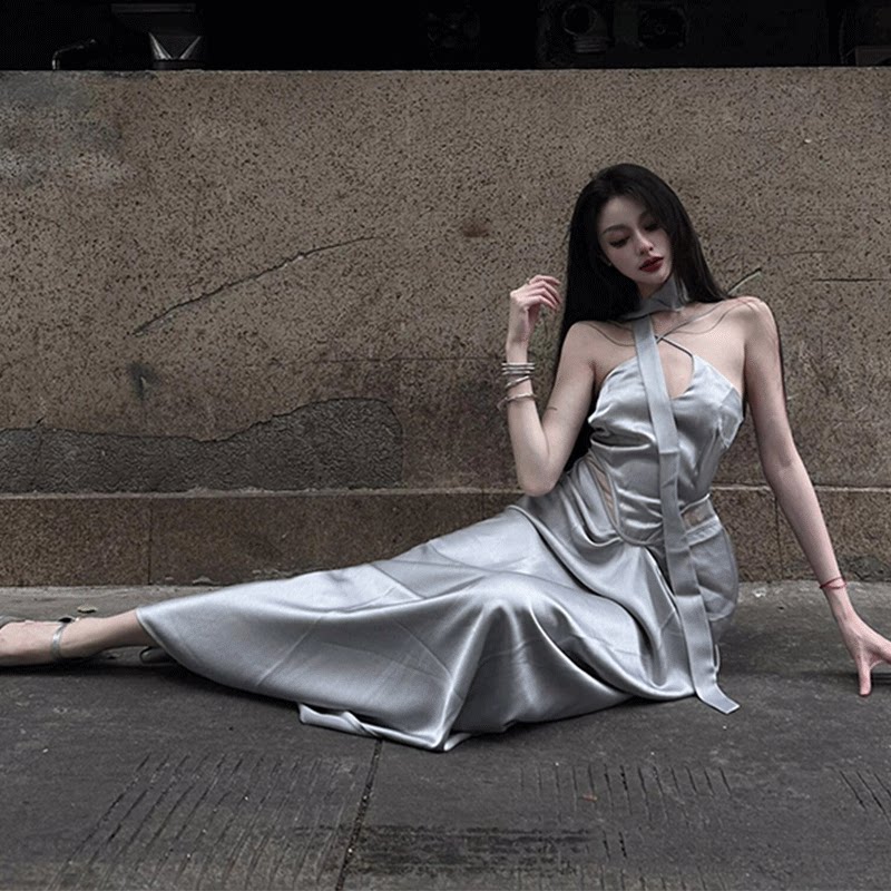 高级感名媛生日party小礼服抹胸连衣裙设计感小众性感包臀鱼尾裙