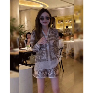 小个子穿搭一整套今年流行爆款套装减龄洋气度假风衬衫短裤两件套