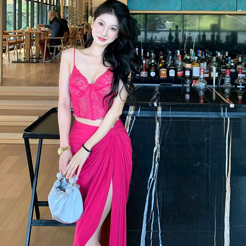 甜辣芭比气质显瘦梅子色