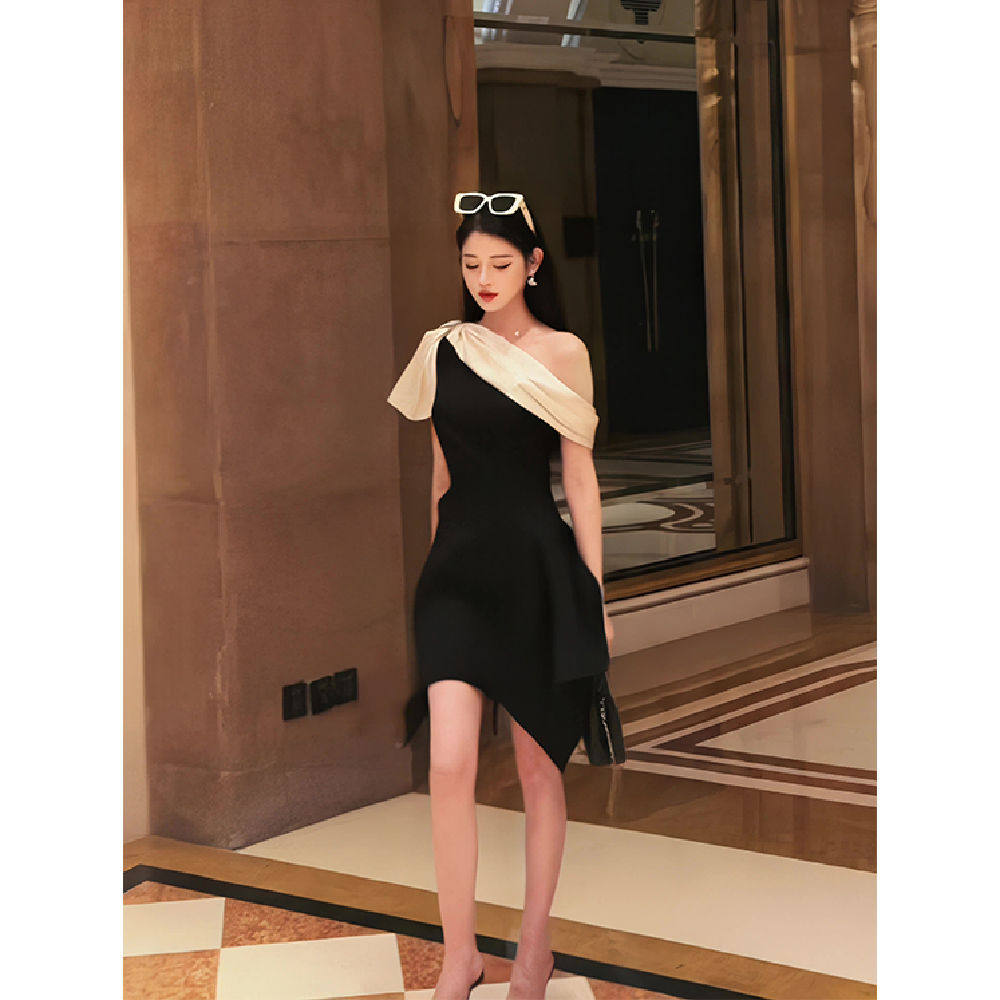 法式撞色斜领连衣裙黑色高级感气质飘带高腰收腰a字短裙