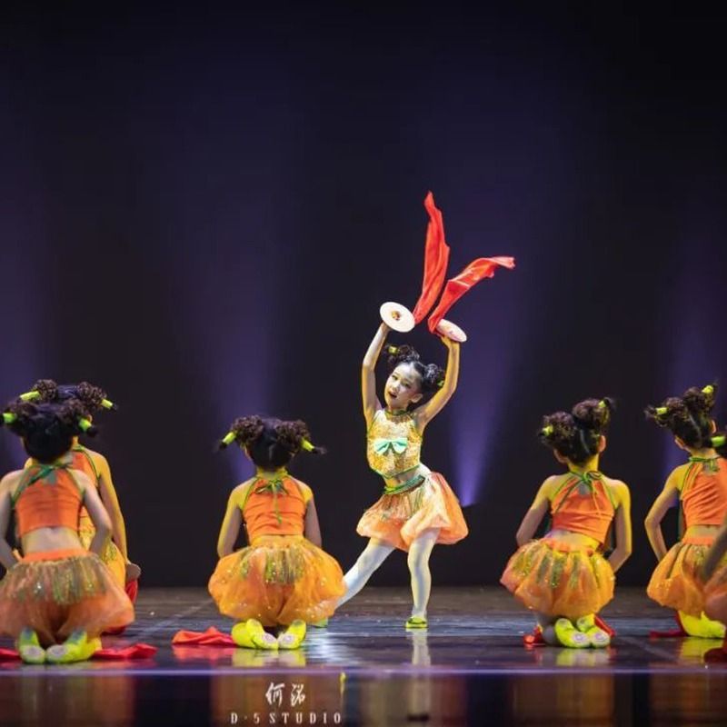 六一第十一届小荷风采妞妞舞花钹幼儿园演出服儿童大手镲拔叉道具