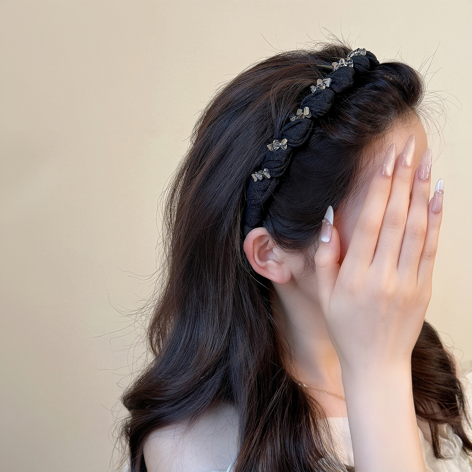 轻奢复古黑色细纱波浪发箍