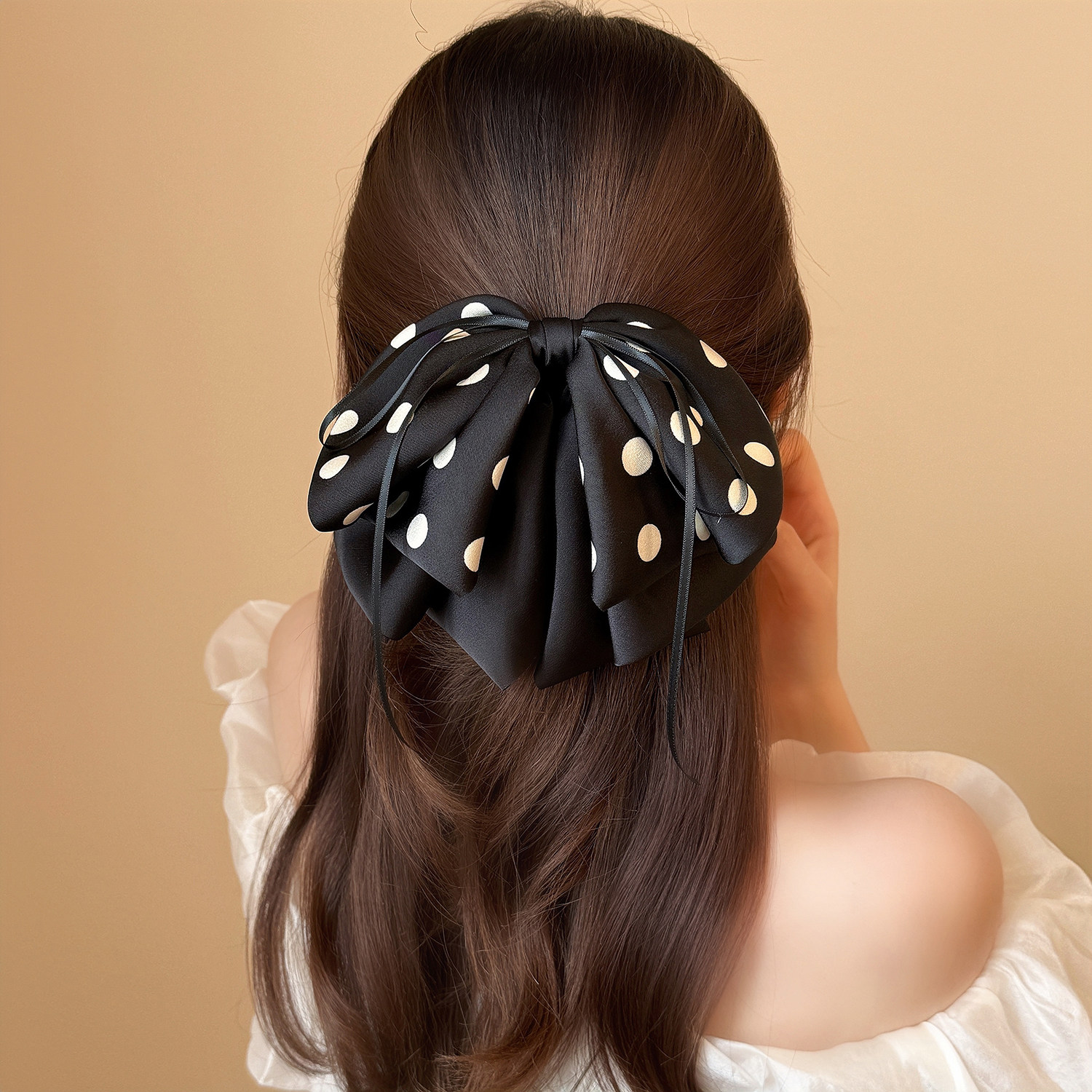 精致波点缎面多层蝴蝶结马尾夹超