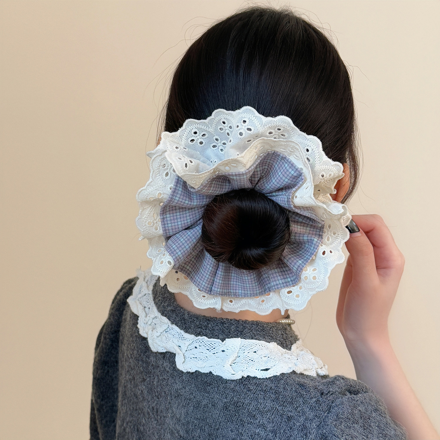 精品缎面格纹蕾丝四层大肠发圈女新款甜美风新年扎马尾丸子头发绳,饰品/流行首饰/时尚饰品新,发饰,淘宝优惠券,粉丝福利购,淘宝优惠卷