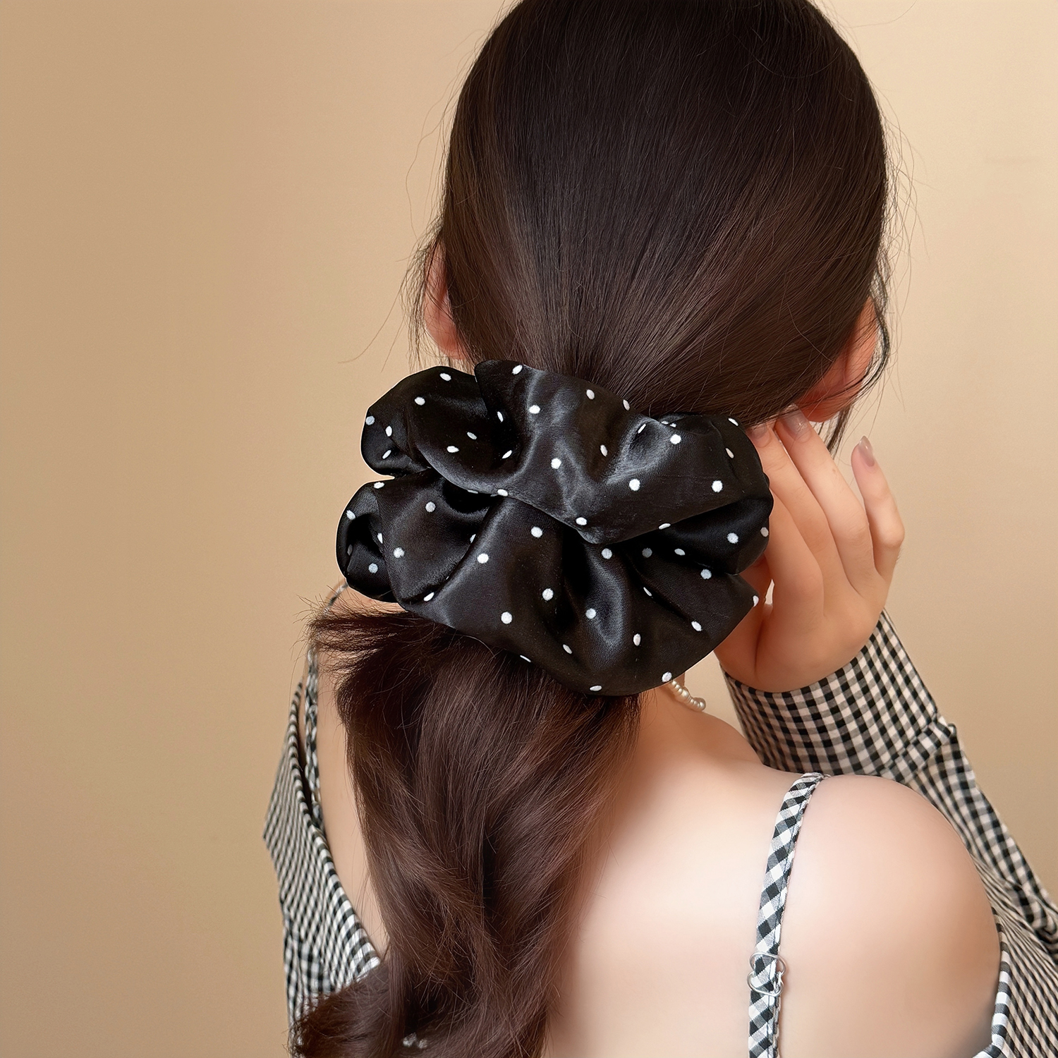 新款波点缎面大肠发圈