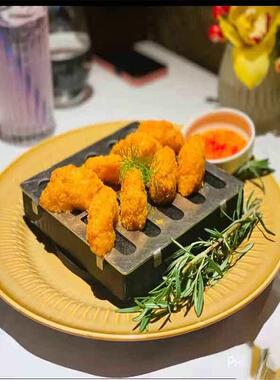 创意时尚餐具东南亚风格特色料理石牛扒盘花岗石高温猪颈肉烤肉盘