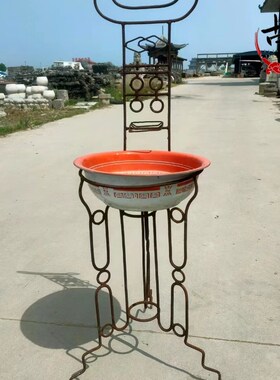 80年代复古铁脸盆架 怀旧铁脸盆民俗摆件 搪瓷脸盆复古婚嫁用品