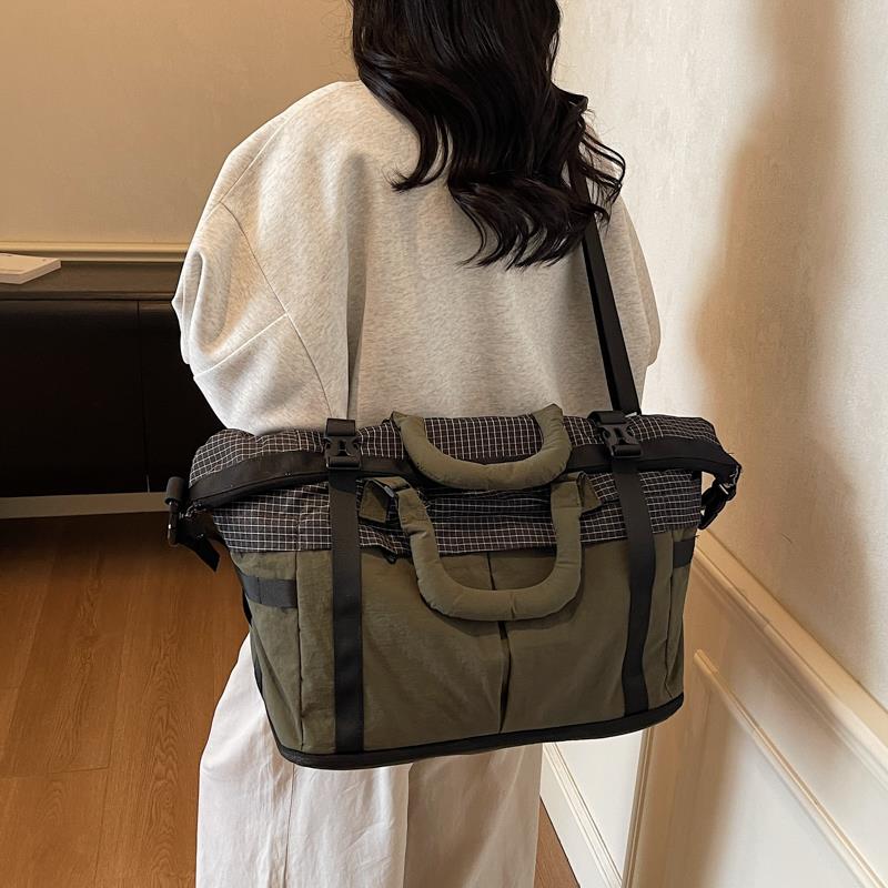 大容量装衣服扩容旅行包旅游回家大包手提行李包干湿分离健身待产