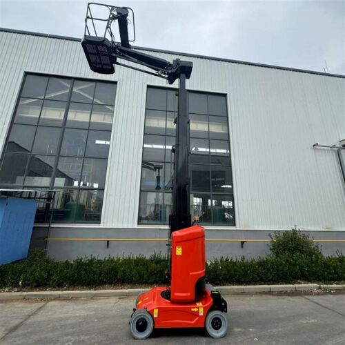 自行走套筒式高空作业平台桅杆式升降机旋转式液压伸缩小型登高车