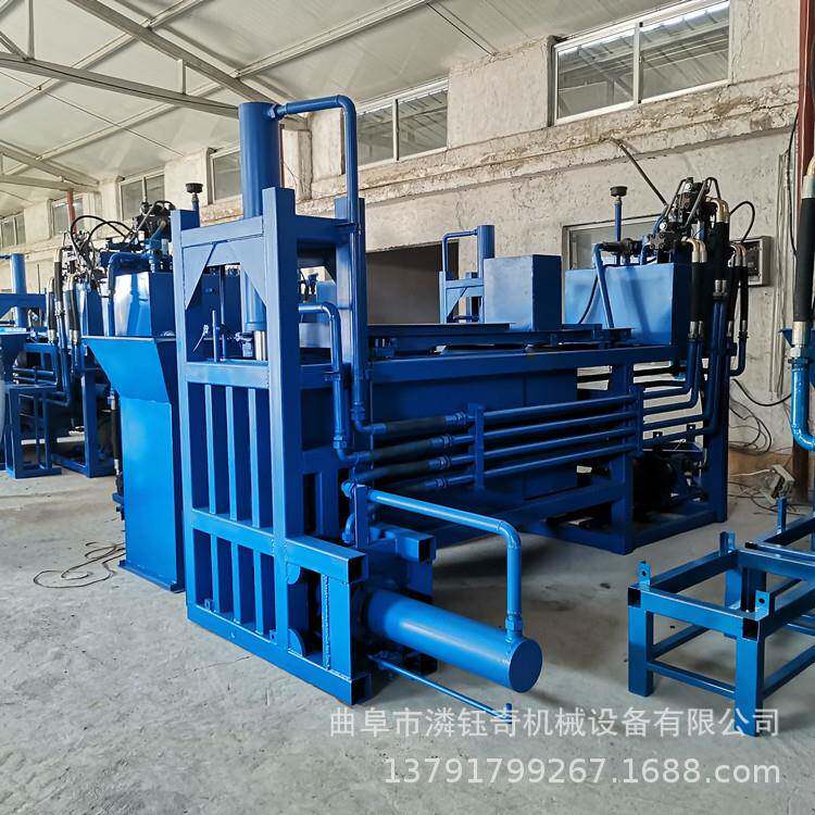 黄储秸秆打包压块机牛羊饲料打包装袋机牧草稻草打包套袋机