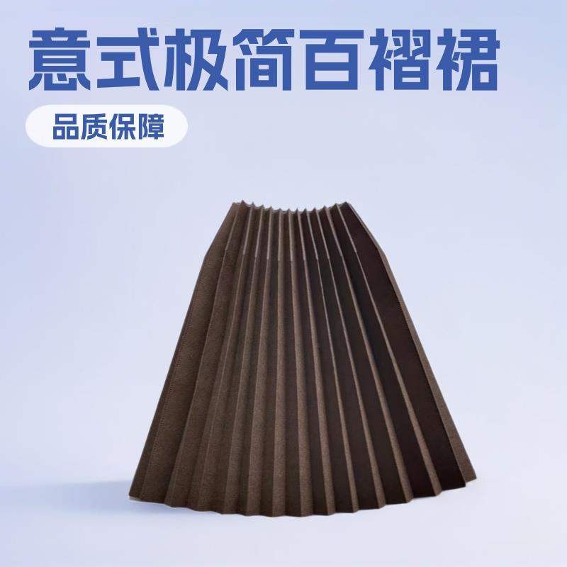 意式轻奢极简衣帽间样板房展厅橱柜衣柜展示毛毡衣服百搭百褶长裙