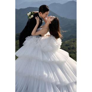 2025年影楼摄影婚纱照样片韩式情侣白纱外景草坪山顶主题客样404