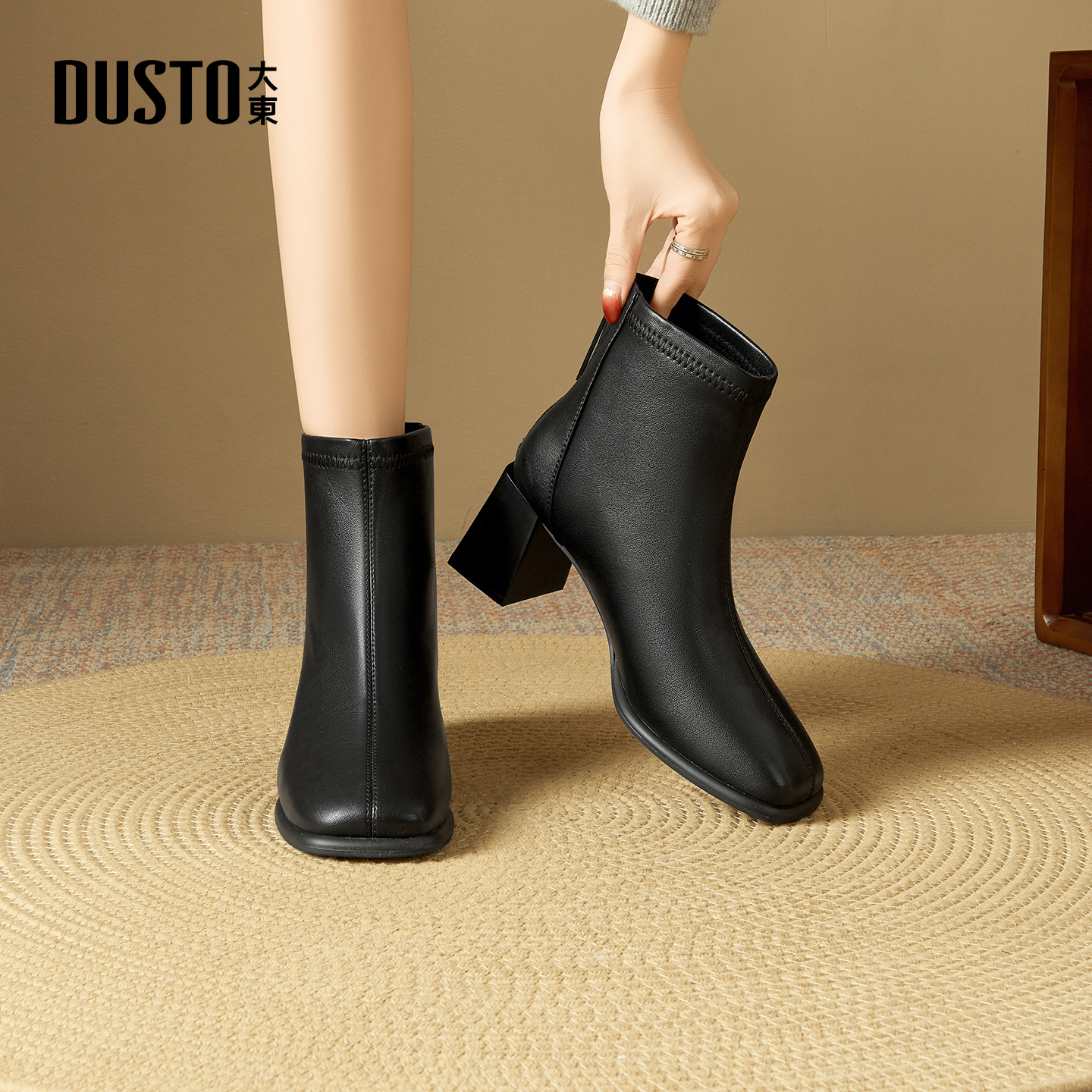 大官方黑色短靴女款2025新款冬季靴子切尔西女靴爆款高跟鞋瘦瘦靴