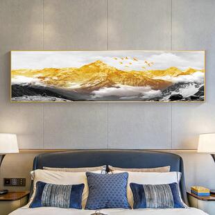 现代简约的金山山水靠背床头画平易近人豪华温馨的主卧房间客厅装