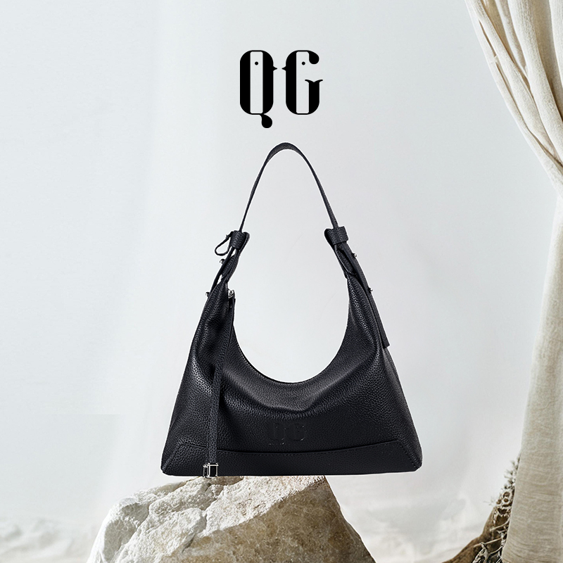 QG女士真皮手提斜跨饺子包