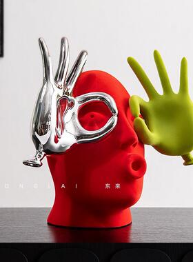 意式极简摆件高级感小众客厅轻奢艺术OK手势人物植绒雕塑软装饰品