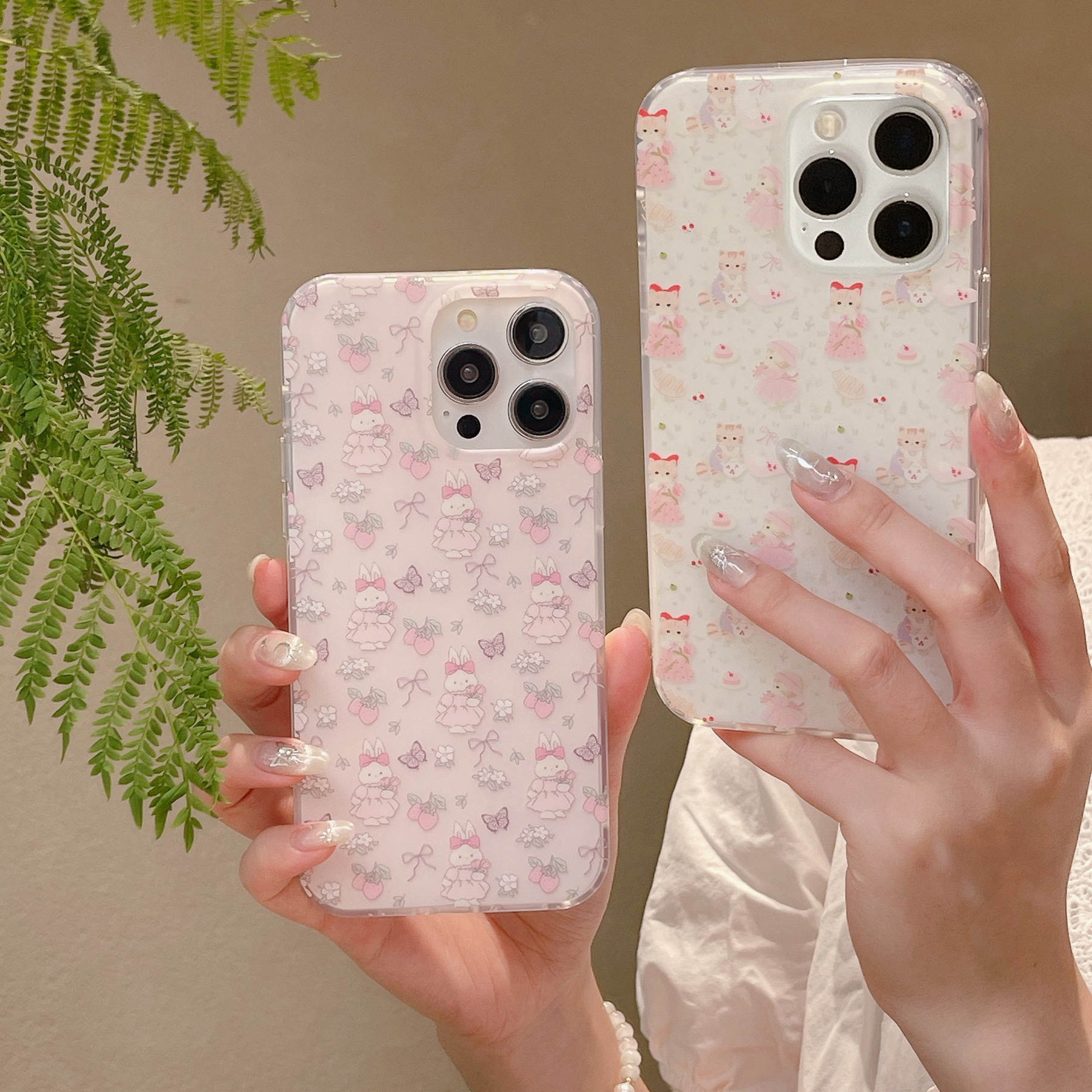碎花兔子猫咪适用iPhone16pro max苹果15手机壳13/14双层磨砂软壳