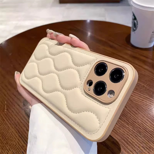 秋冬曲线羽绒服手机壳适用小米15pro全包镜头14奶咖色13亲肤手感新款男女个性创意耐脏防摔解压挂绳孔直边粉