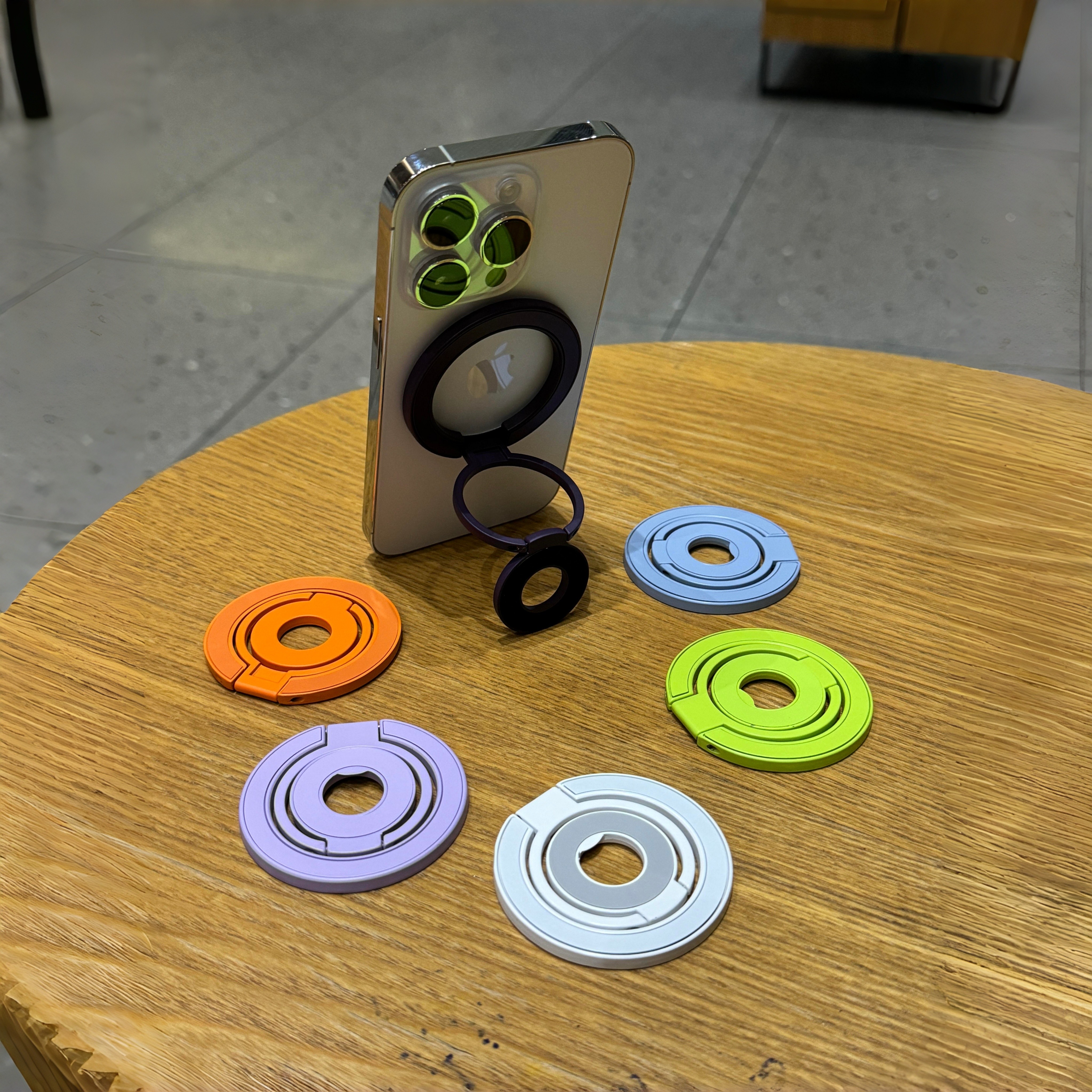 适用苹果17promax手机壳16三折叠磁吸圆环支架15拍照神器14多巴胺时尚13强力高级感双面指环便携懒人支架金属