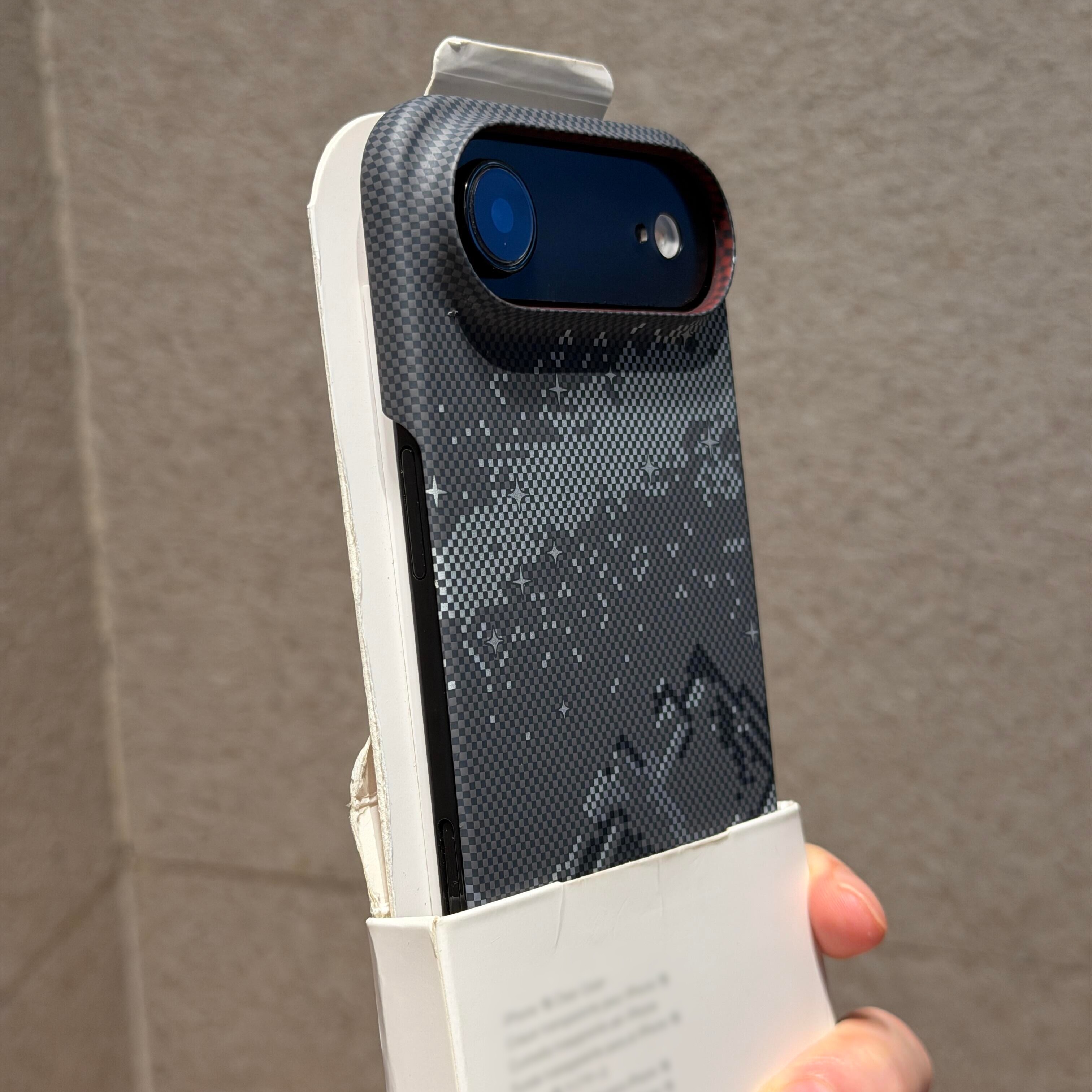 超薄半包雪山纹磁吸适用苹果Air手机壳iPhone17promax超薄16promax散热15/14promax肤感防指纹小众高颜值钛灰