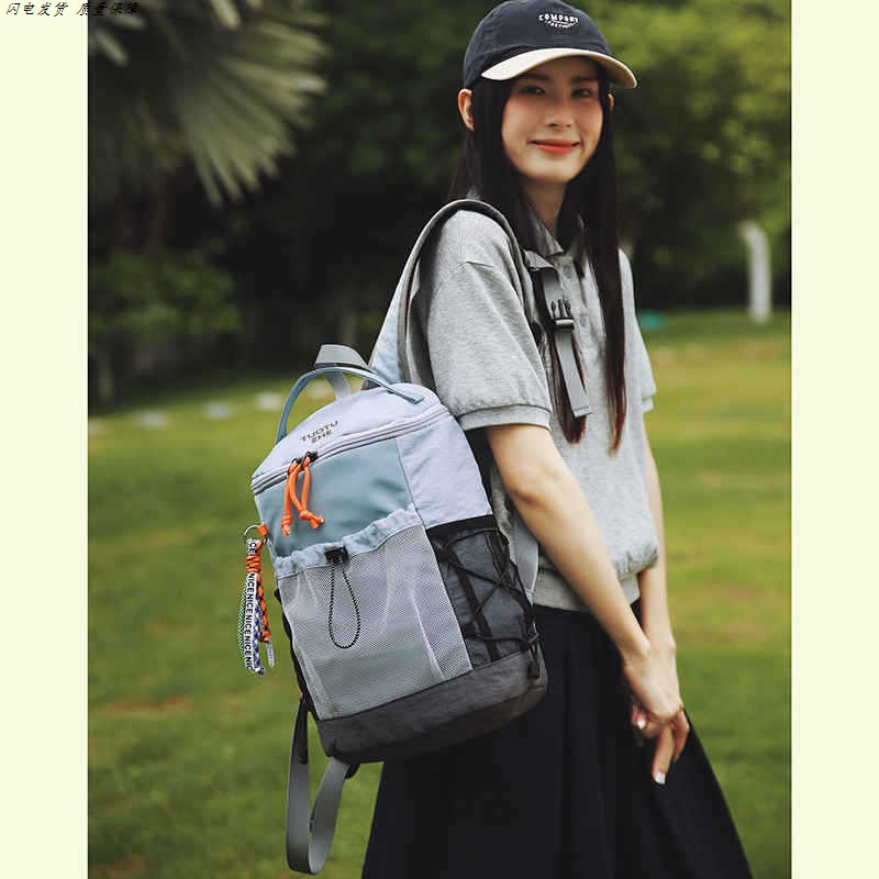 户外登山背包女轻便2025新款徒步