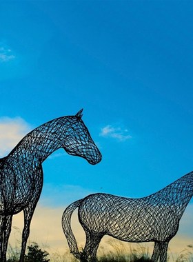 户外不锈钢镂空马雕塑农家乐传统村落仿真动物摆件会展中心装饰品