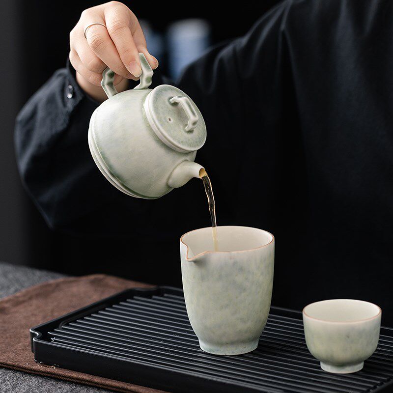 钧窑功夫茶具旅行套装家用轻奢高档陶瓷盖碗办公室会客泡茶壶茶杯