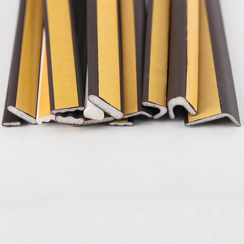 PU包覆式发泡门窗密封条 U型包边卡槽式木门防撞静音密封条幕墙条