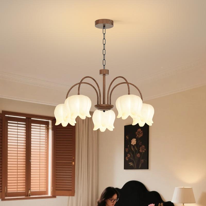 法式奶油风白灯铃兰花朵厅吊灯现代简约客餐轻奢厅主卧87395室客