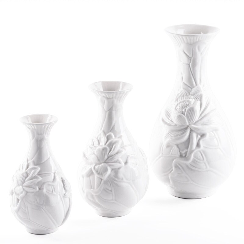 白瓷浮雕莲花花瓶 观音净瓶白色供佛花瓶陶瓷供瓶佛具 大中小包邮