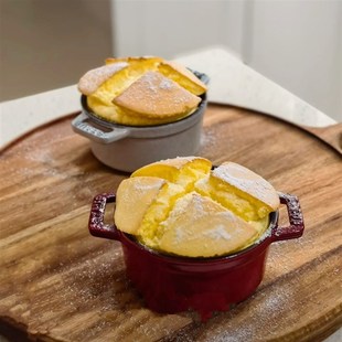 一人食10厘米铸铁珐琅锅炖盅辅食调味料迷你锅电磁炉燃气通用