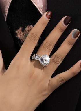 极速Jewelry ring personaluity Diamond Emerald Diamond Ring t