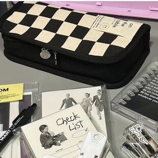 极速Large Capacity Penscil Case Simple Checkerboard Lattice