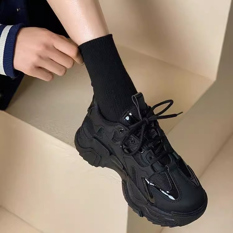 显脚小老爹鞋女2025春季新款百搭透气网面厚底运动黑色单鞋女