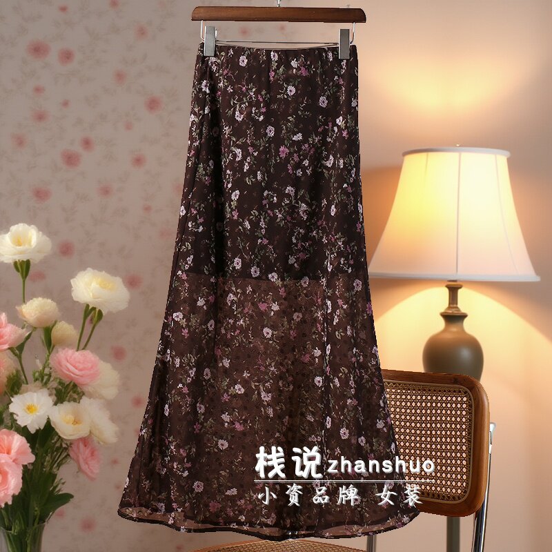碎花A字显瘦包臀半身裙