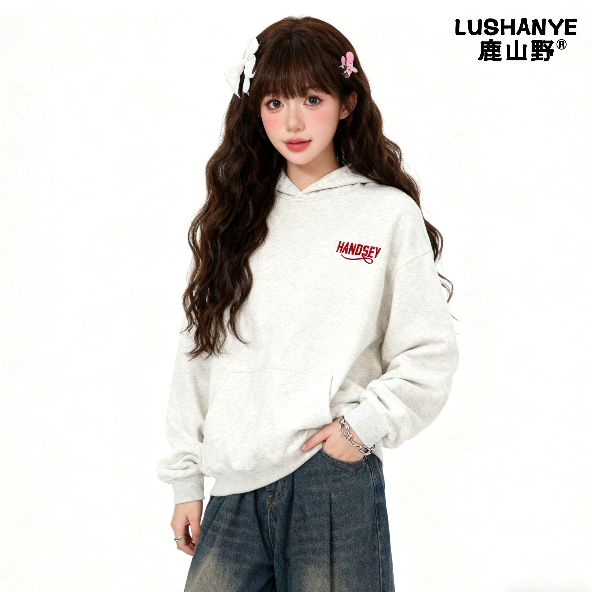 鹿山野 严选美式复古字母毛巾刺绣连帽卫衣2026新爆款小个子加绒,女装/女士精品,卫衣/绒衫,淘宝优惠券,粉丝福利购,淘宝优惠卷