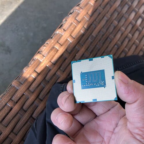 可维修一个i5-4590CPU、、无磕碰暗伤、装机即议价