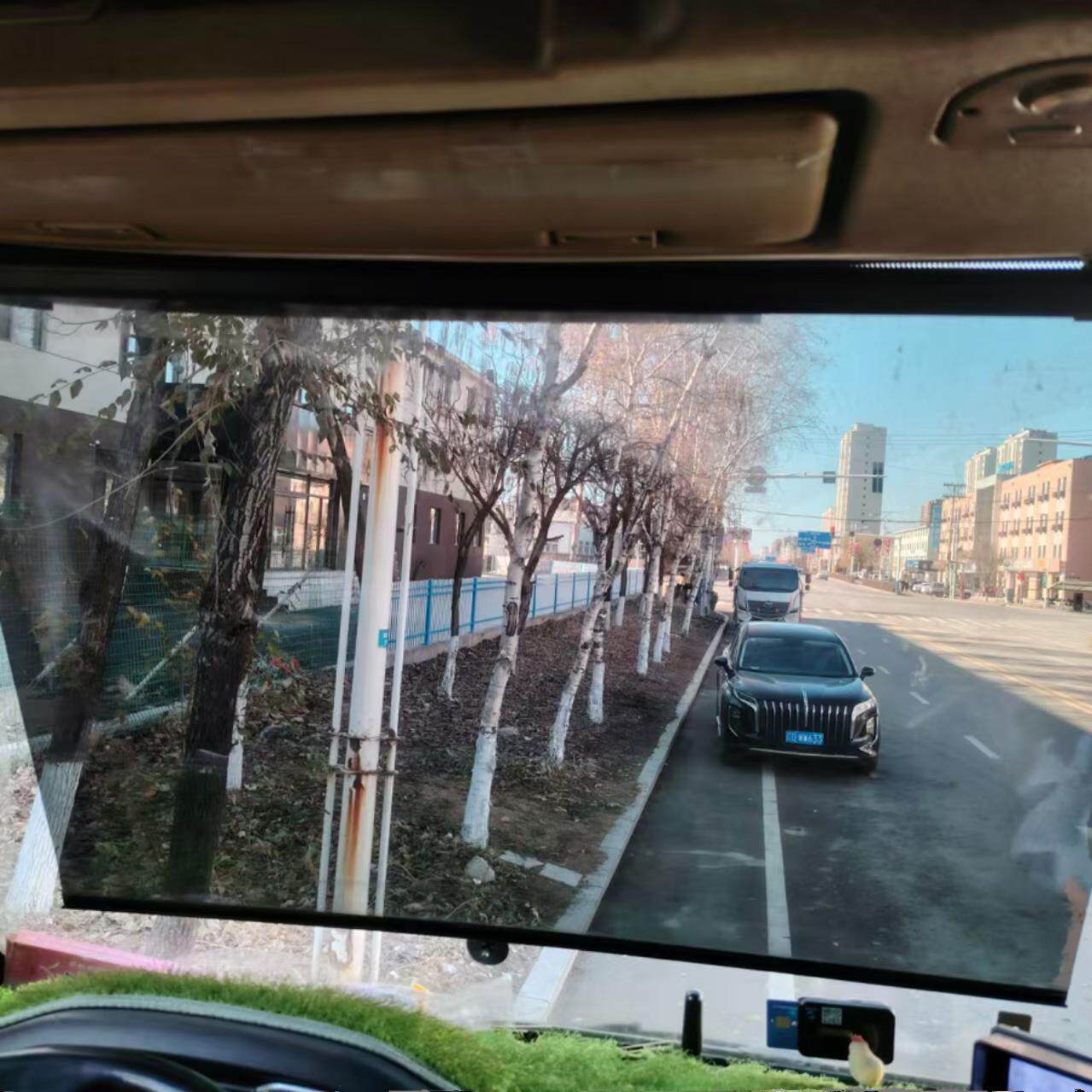 货车驾驶室遮阳帘前挡风玻璃遮阳挡吸盘式遮阳帘遮阳挡通用型