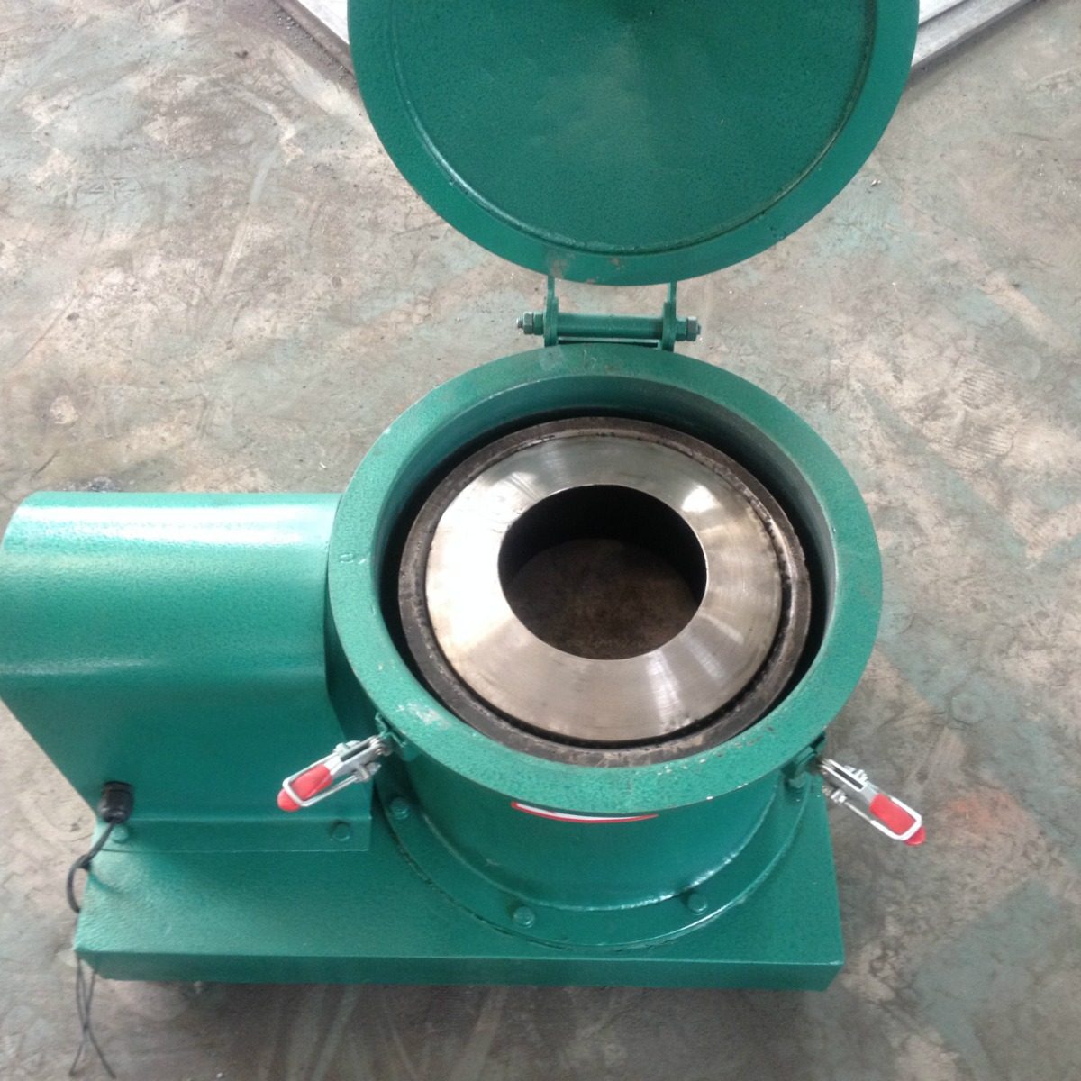 现货供应小型紧固件标准件脱油高速离心机 管式离心脱水机定制,机械设备,研磨机,淘宝优惠券,粉丝福利购,淘宝优惠卷