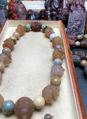 玉化，五宝弥勒佛，卡22，手持