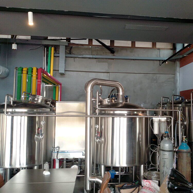 500L酿酒设备厂家发酵罐 精酿啤酒设备啤酒搅拌罐 小型酿酒生产线