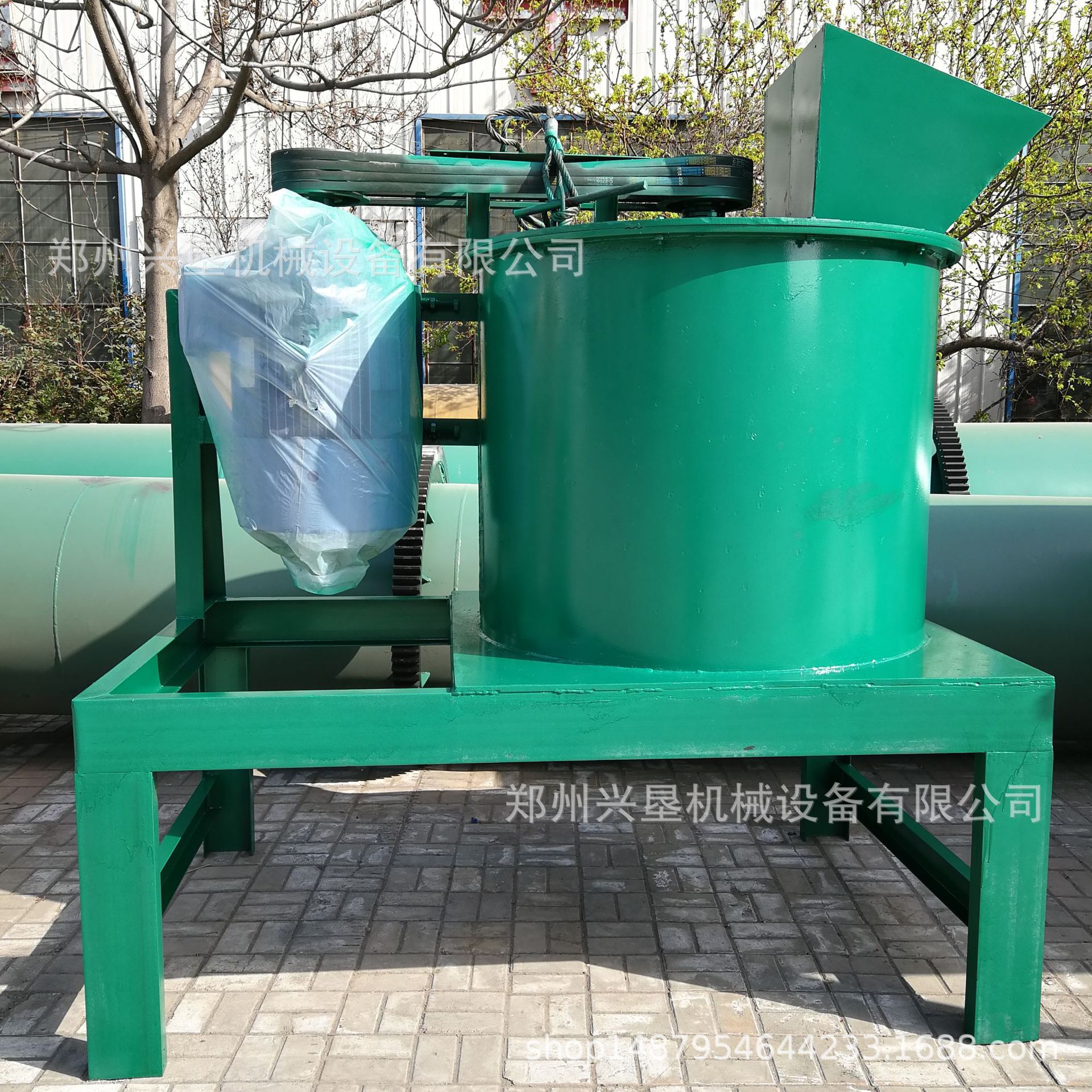 结块盐块粉碎机立式不堵塞链条锤片猪粪肥料块化工原料块破碎机